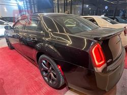 کرایسلەر 300